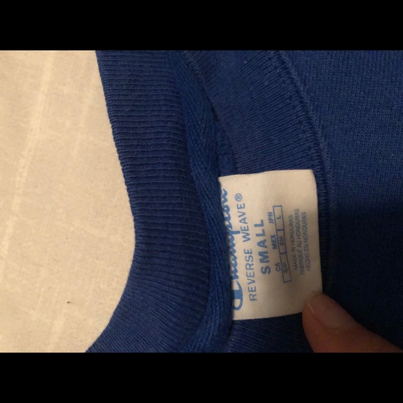 champion crewneck - mint condition - Picture 4 of 4